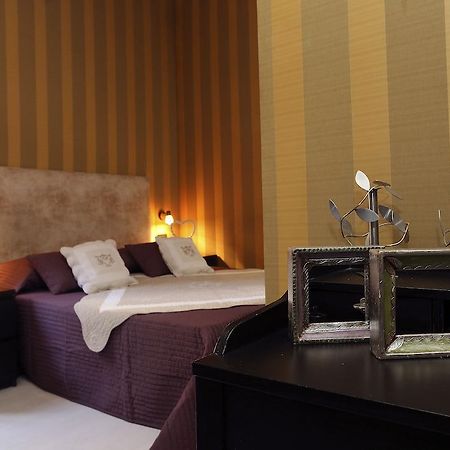 Caracciolo Guest House Rzym Zewnętrze zdjęcie