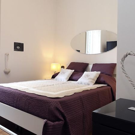 Caracciolo Guest House Rzym Pokój zdjęcie