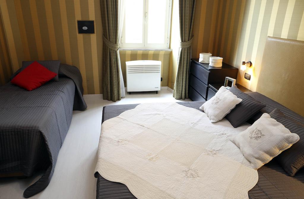 Caracciolo Guest House Rzym Zewnętrze zdjęcie