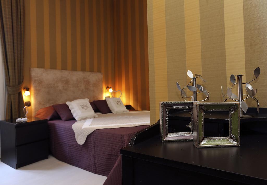 Caracciolo Guest House Rzym Zewnętrze zdjęcie