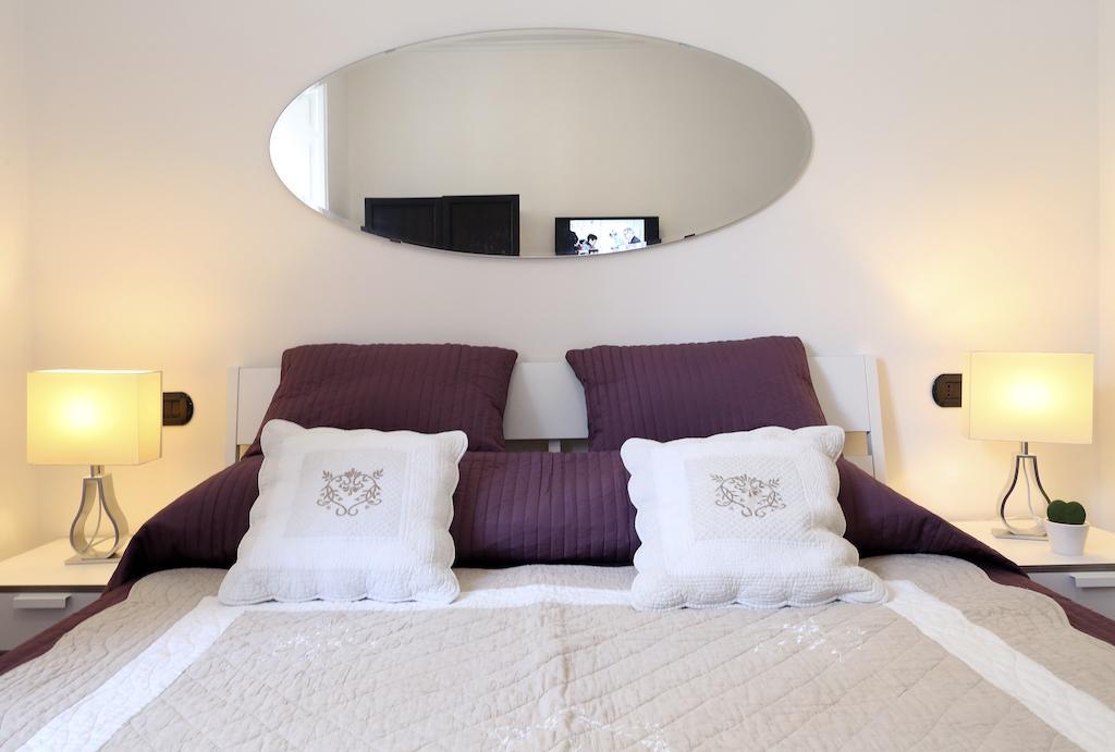 Caracciolo Guest House Rzym Pokój zdjęcie